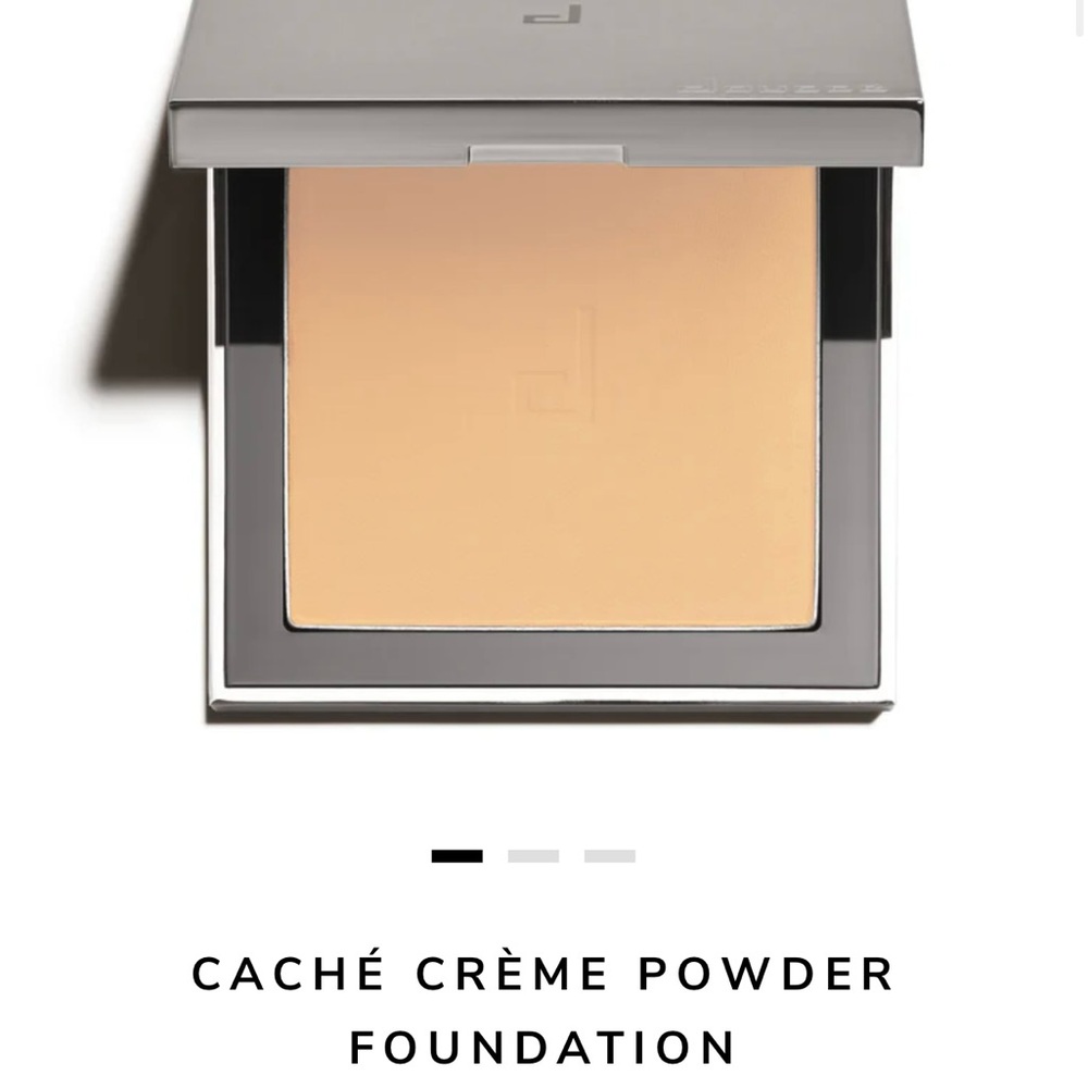 Cache Cream Foundation -Color NM6